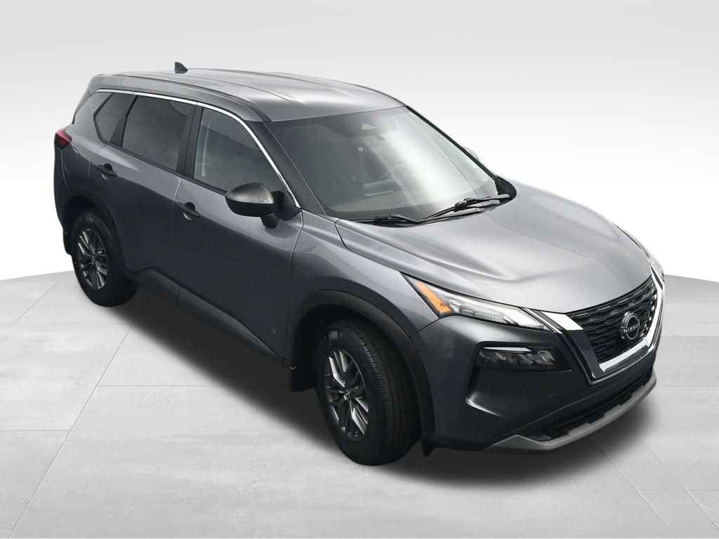 Used 2023 Nissan Rogue S AWD/4WD image 37