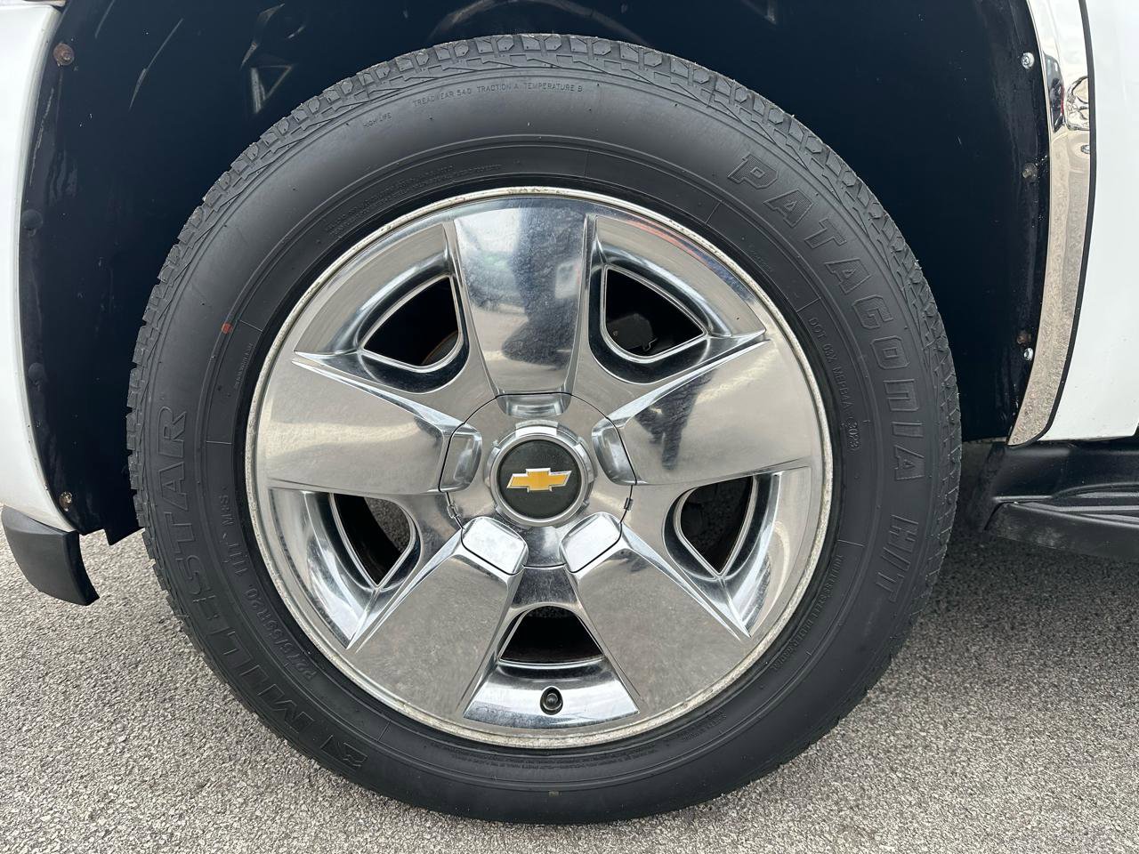 Used 2010 Chevrolet Tahoe LT AWD/4WD image 15