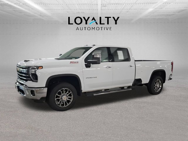 Used 2026 Chevrolet Silverado 3500 LTZ w/ LTZ Premium Package