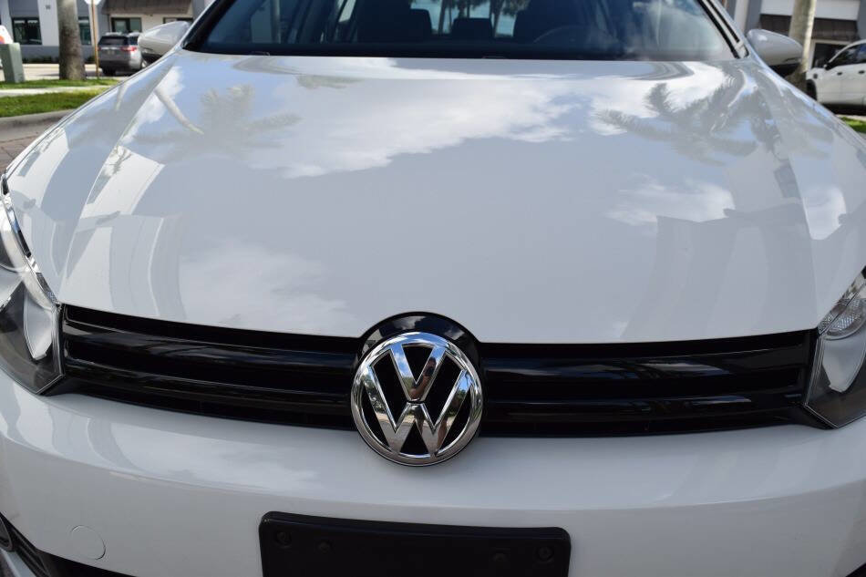 Used 2013 Volkswagen Golf TDI image 14