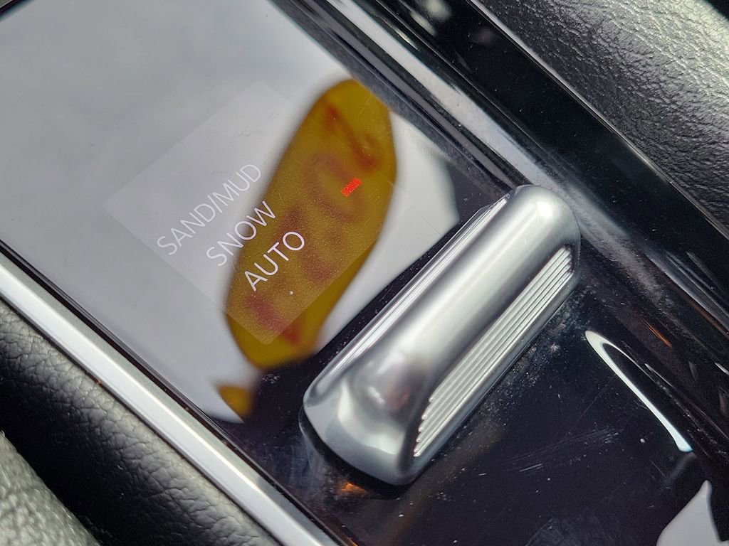 Used 2024 Jeep Compass Limited image 33