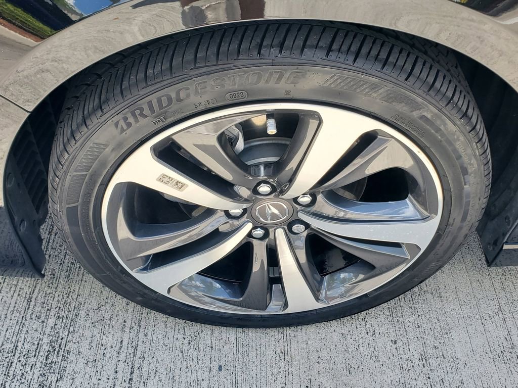 Certified 2024 Acura TLX w/ Technology Package image 4