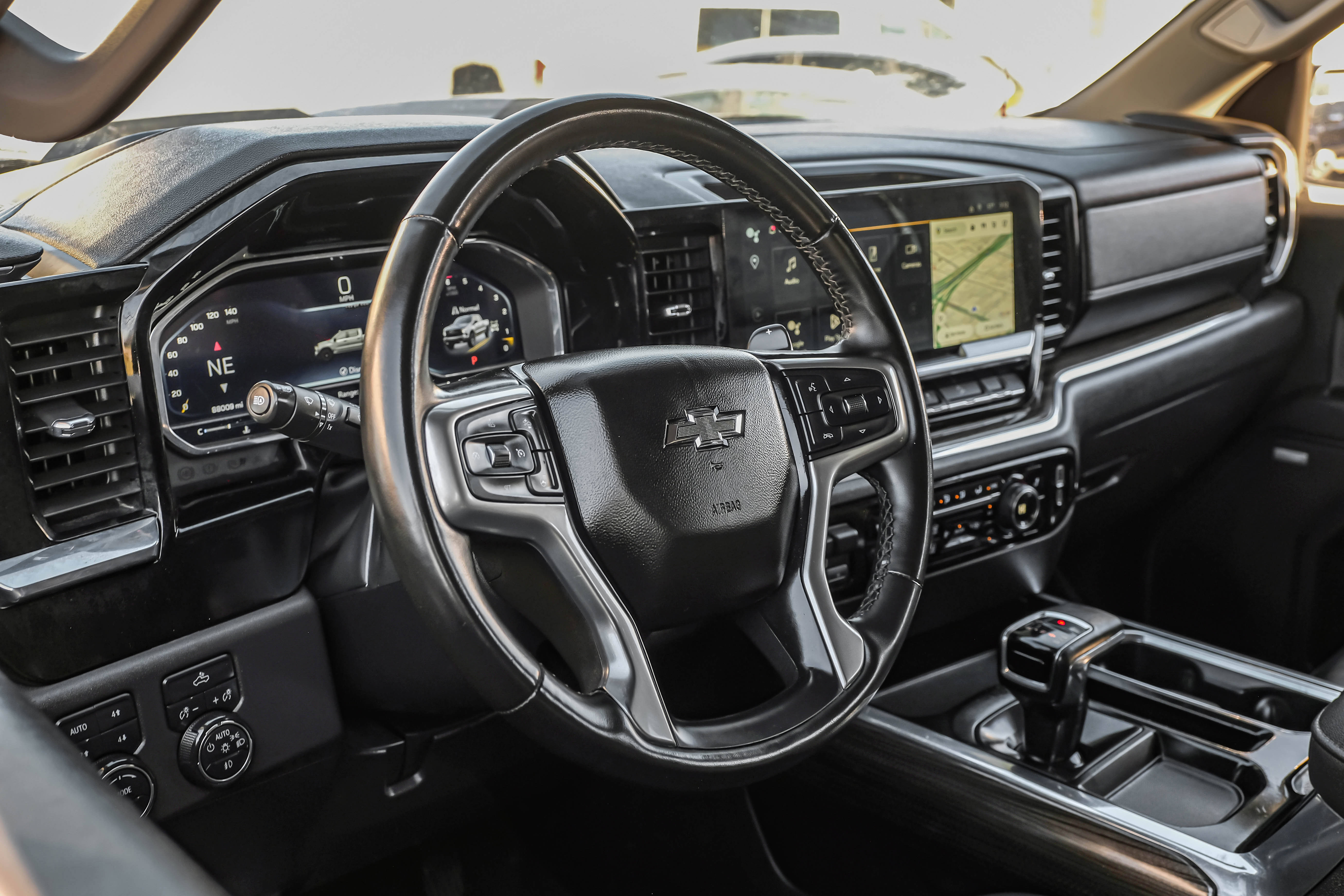 Used 2023 Chevrolet Silverado 1500 LT Trail Boss w/ Convenience Package II AWD/4WD image 12