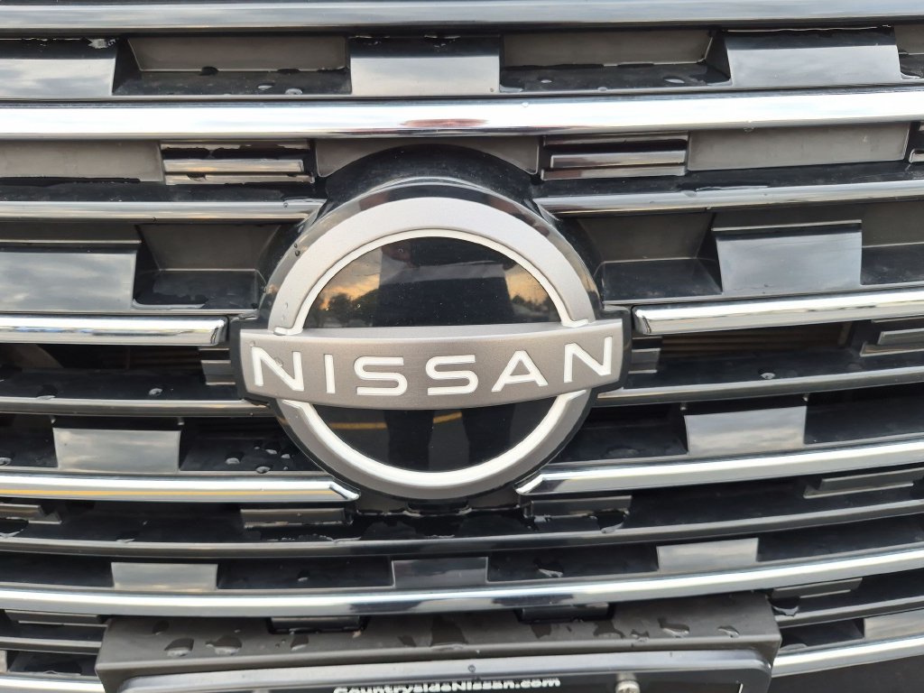 Used 2024 Nissan Rogue SV w/ SV Premium Package FWD image 29