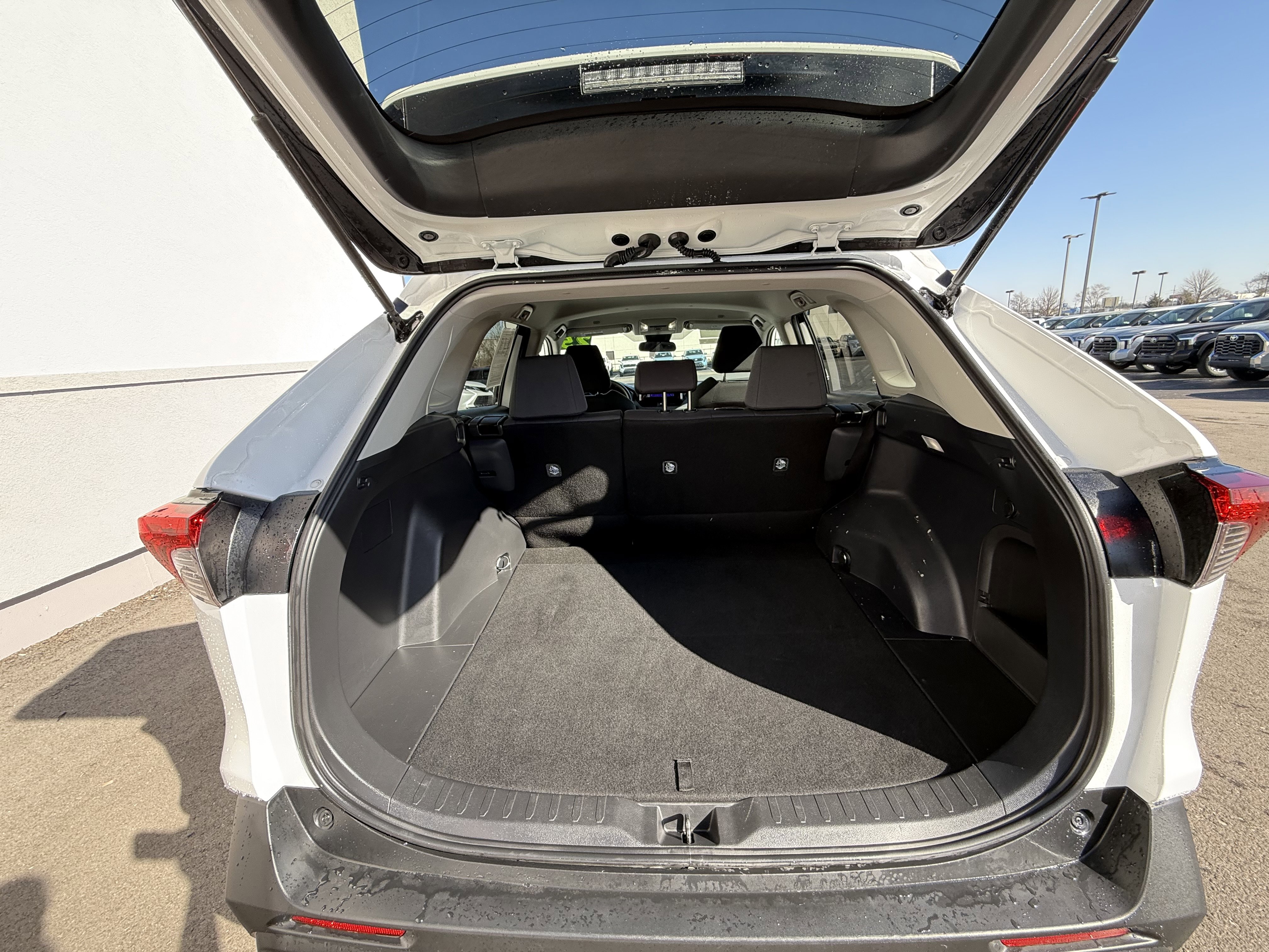 Certified 2025 Toyota RAV4 XLE AWD/4WD image 17