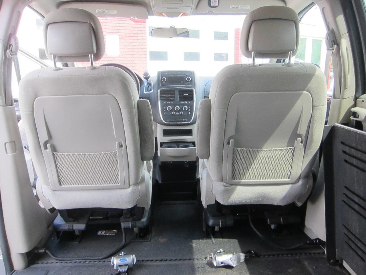 Used 2015 Dodge Grand Caravan SE w/ Quick Order Package 29E SE FWD image 19