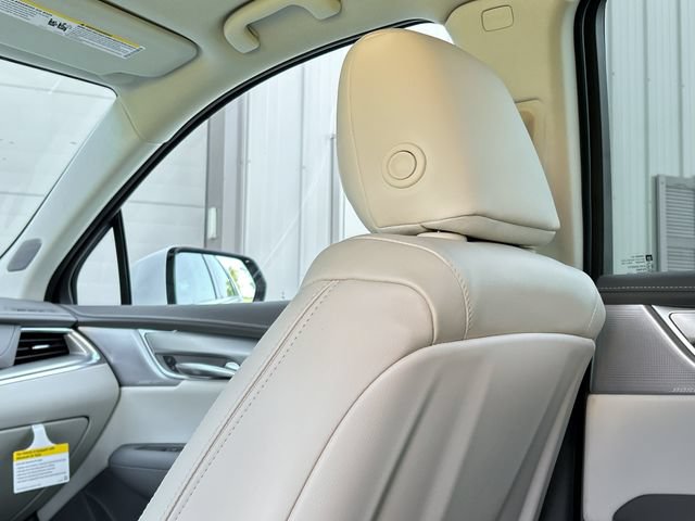 New 2026 Cadillac XT5 Premium Luxury w/ Driver Assist Package AWD/4WD image 19