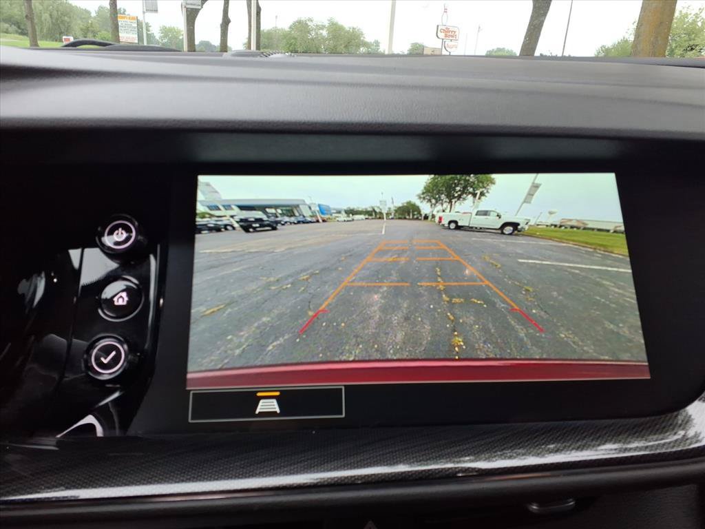 Used 2023 Buick Envision Essence FWD image 10