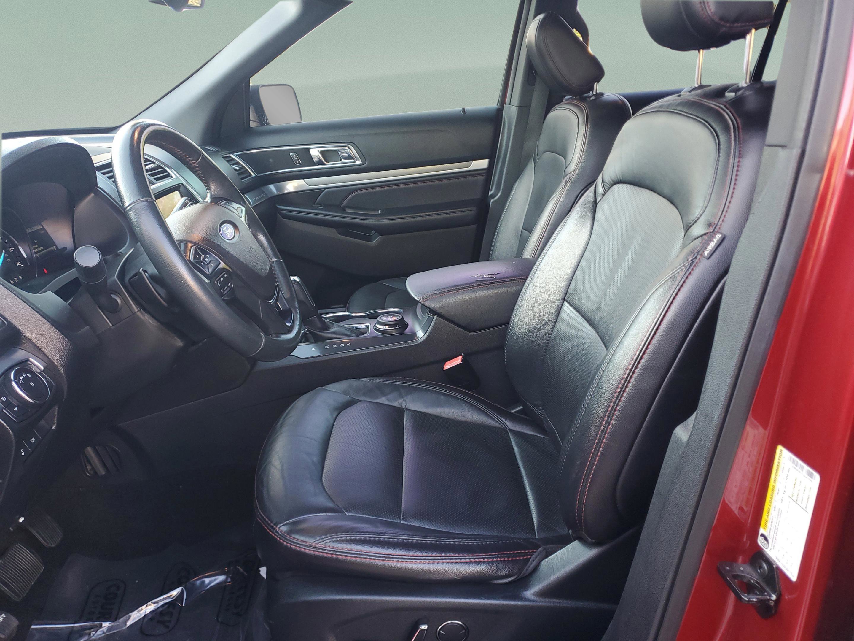 Used 2018 Ford Explorer Sport image 21