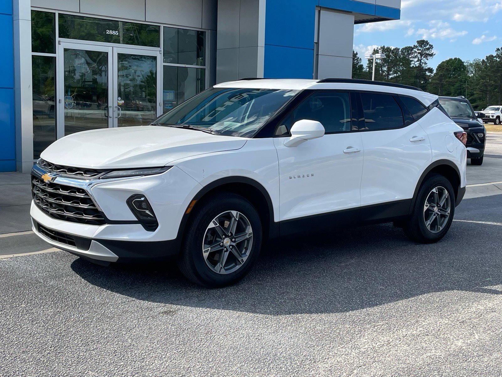 Used 2024 Chevrolet Blazer LT w/ Convenience Package image 1