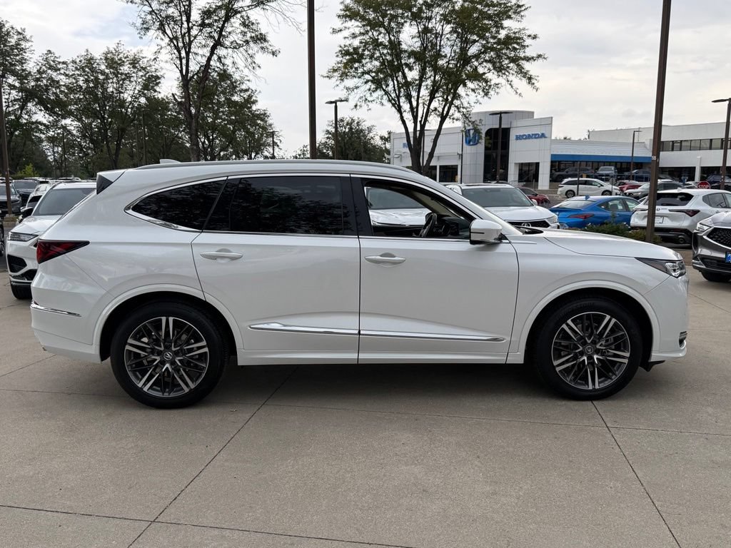 Used 2025 Acura MDX w/ Advance Package AWD/4WD image 3