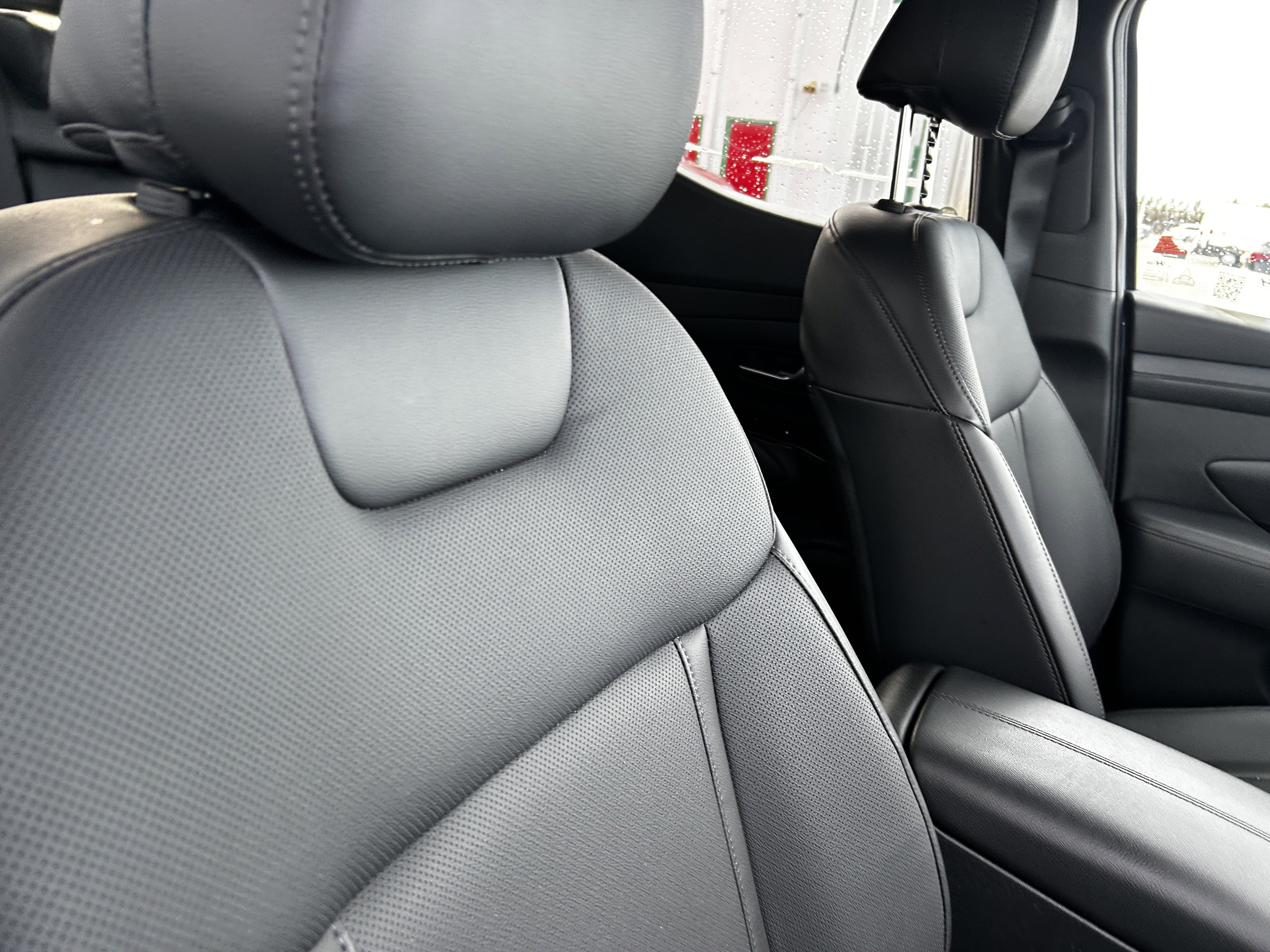 Used 2025 Hyundai Santa Cruz SEL image 14