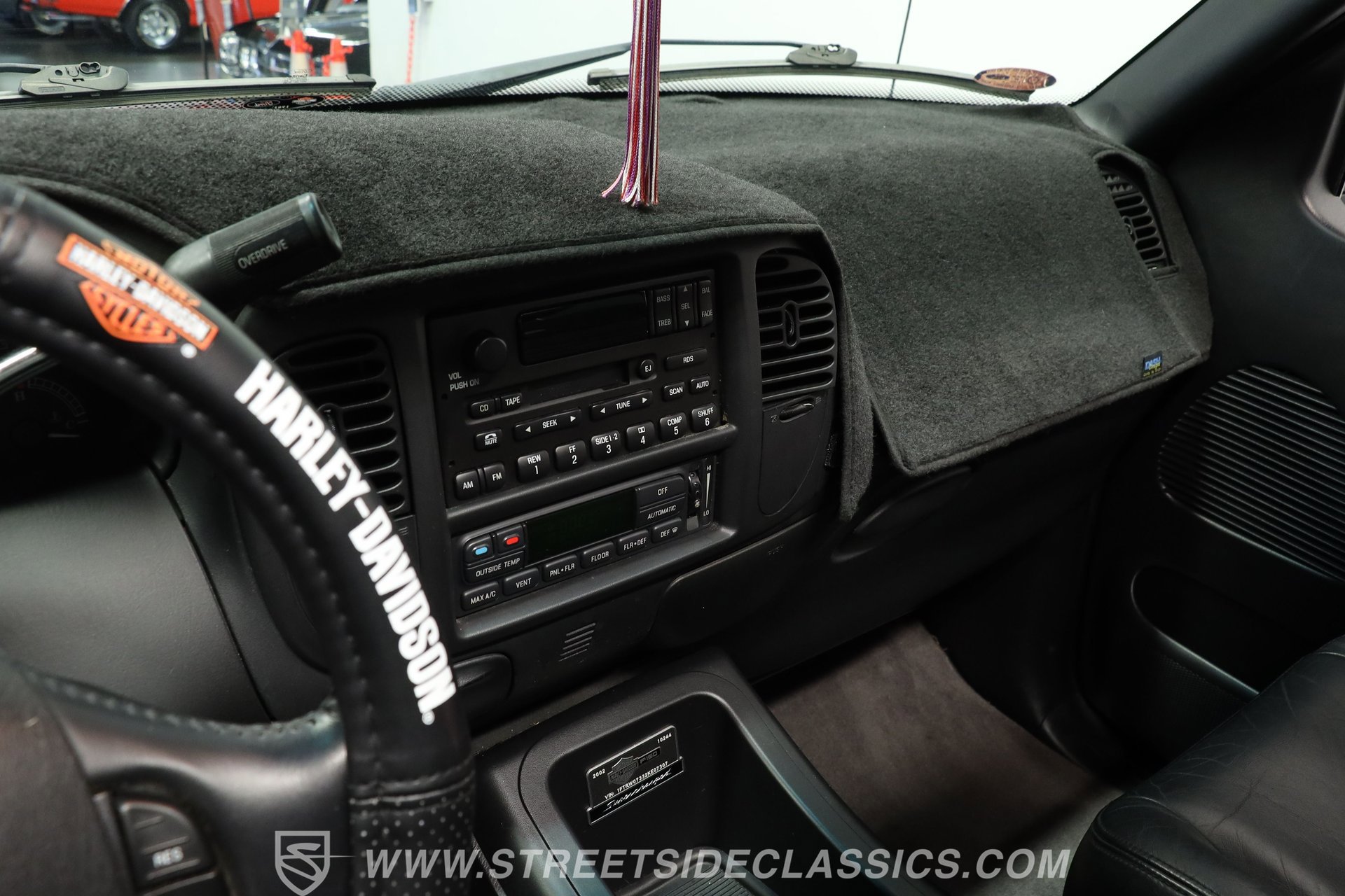 Used 2002 Ford F150 Harley-Davidson RWD image 40