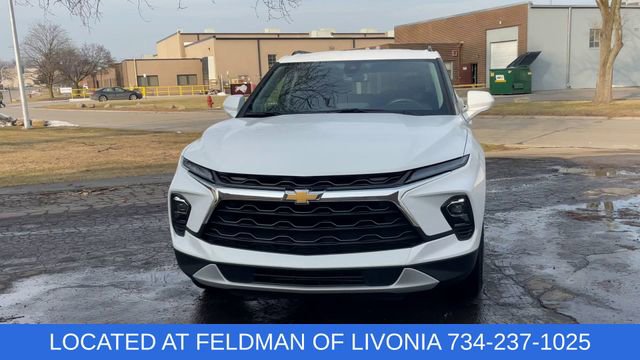 Certified 2023 Chevrolet Blazer LT w/ Convenience Package image 3