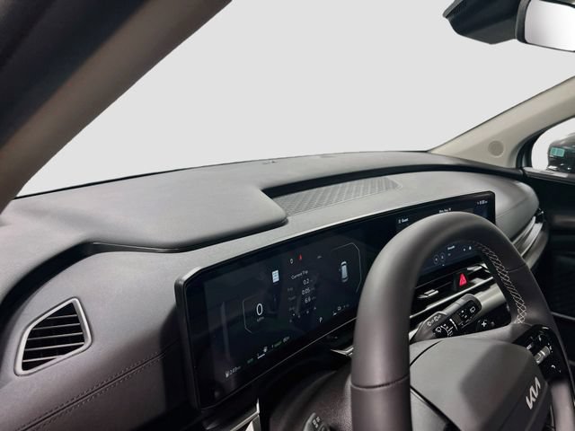 New 2027 Kia Carnival SX w/ Dark Edition Package FWD image 9