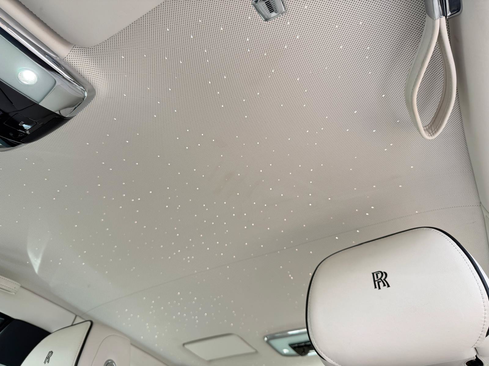 Used 2019 Rolls-Royce Phantom Sedan RWD image 44