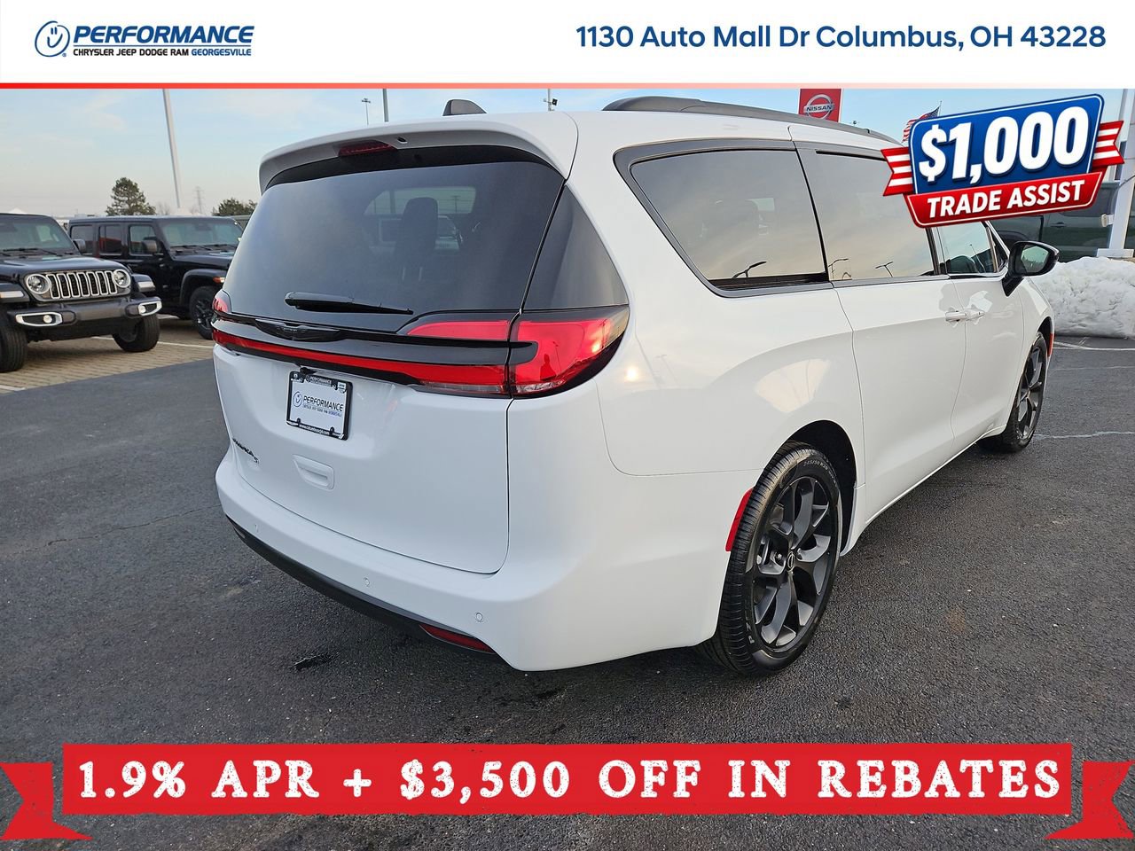 New 2026 Chrysler Pacifica Select w/ S Appearance Package FWD image 7