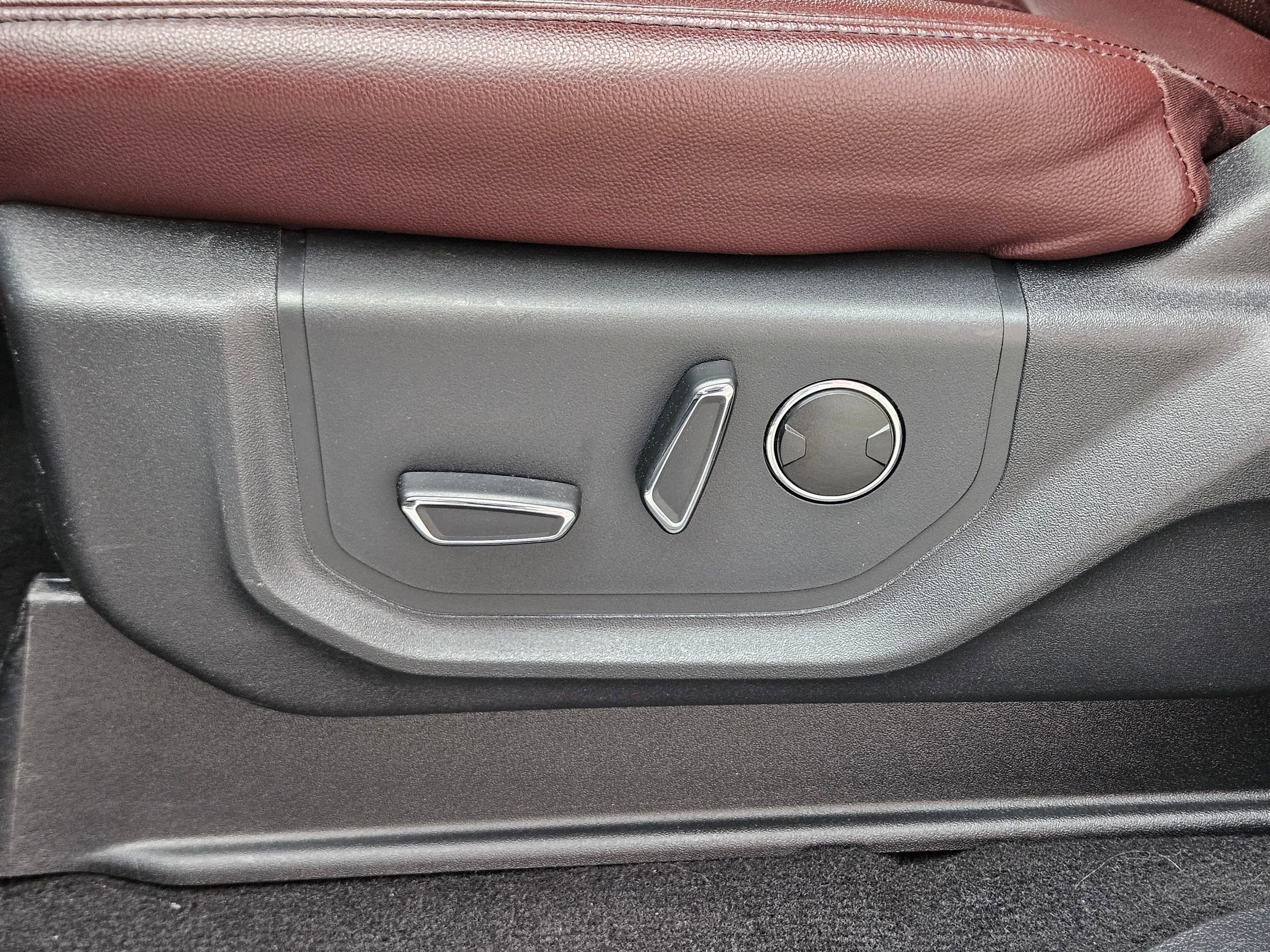 Used 2024 Ford Expedition Max Limited image 20