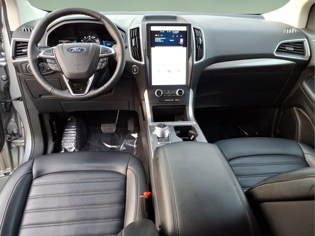 Used 2024 Ford Edge SEL w/ Convenience Package image 13