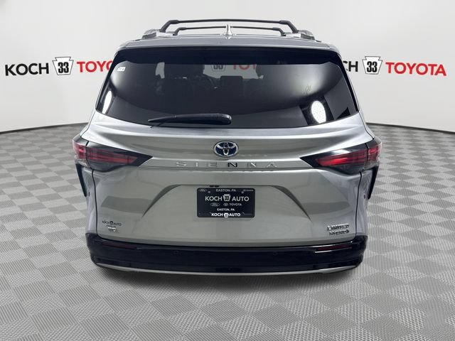 Used 2022 Toyota Sienna Limited AWD/4WD image 14
