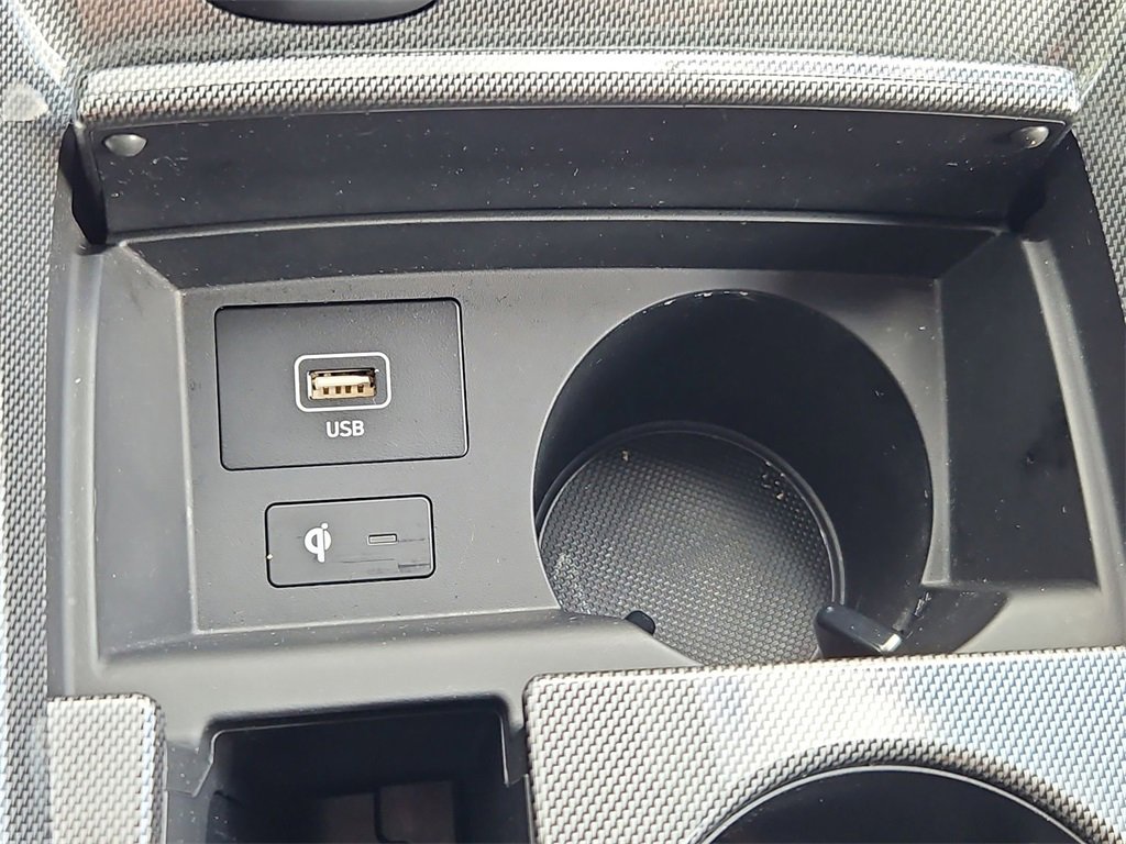 Used 2022 Hyundai Santa Fe Limited w/ Cargo Package image 26