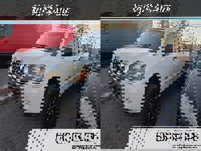 Used 2012 Nissan Titan SV w/ SV Value Truck Pkg image 3
