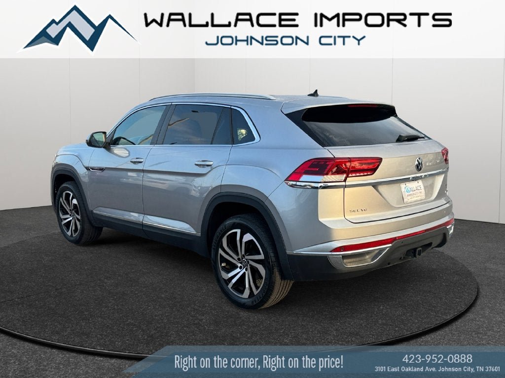 Used 2022 Volkswagen Atlas Cross Sport SEL AWD/4WD image 3