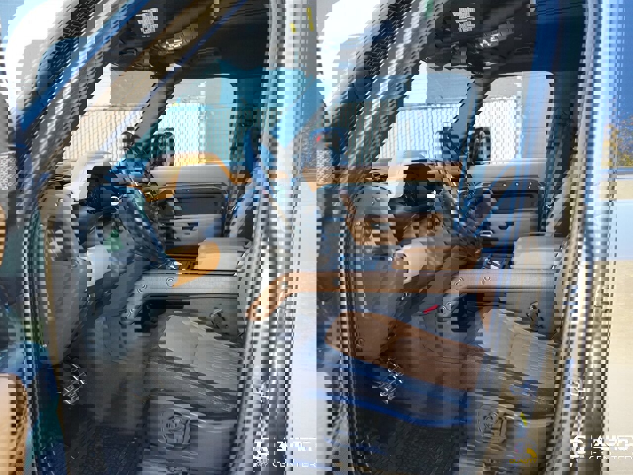 Used 2021 Land Rover Defender 110 X image 21