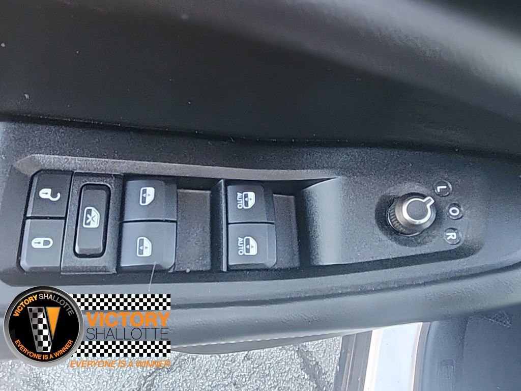 Certified 2025 Jeep Grand Cherokee Laredo image 18