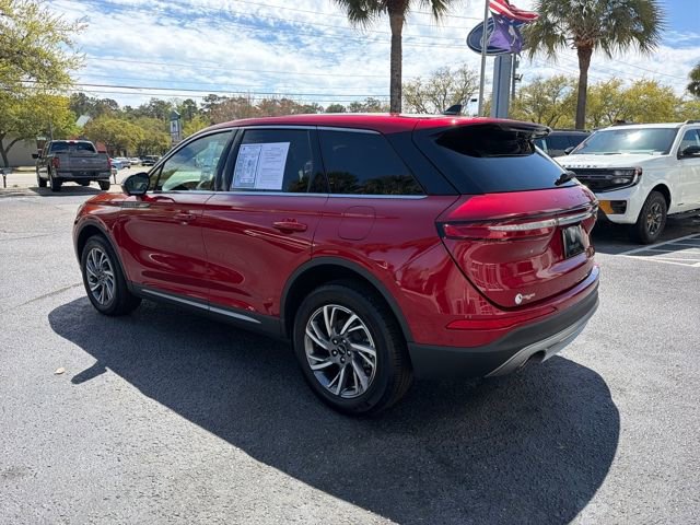 Used 2025 Lincoln Corsair AWD w/ Equipment Group 101A image 6