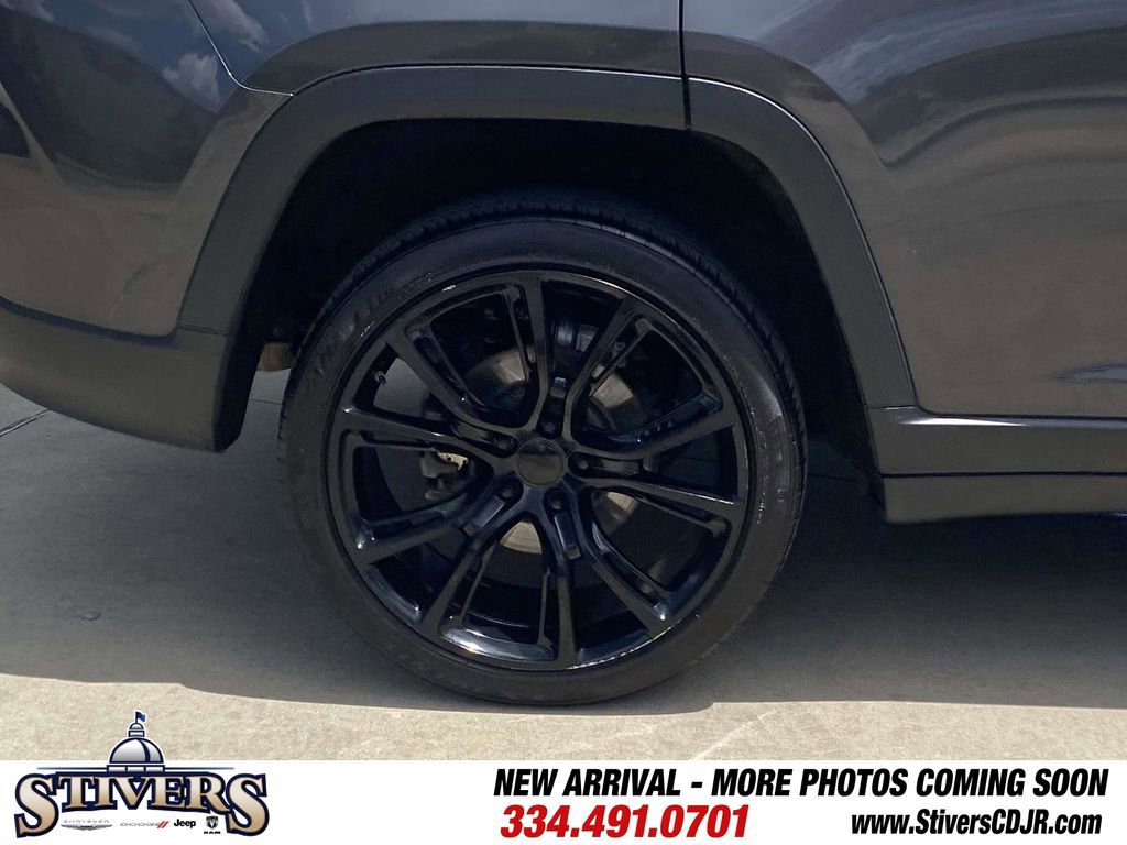 Used 2022 Jeep Grand Cherokee Limited RWD image 11