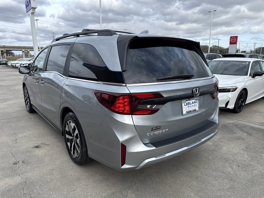 New 2026 Honda Odyssey EX-L image 7