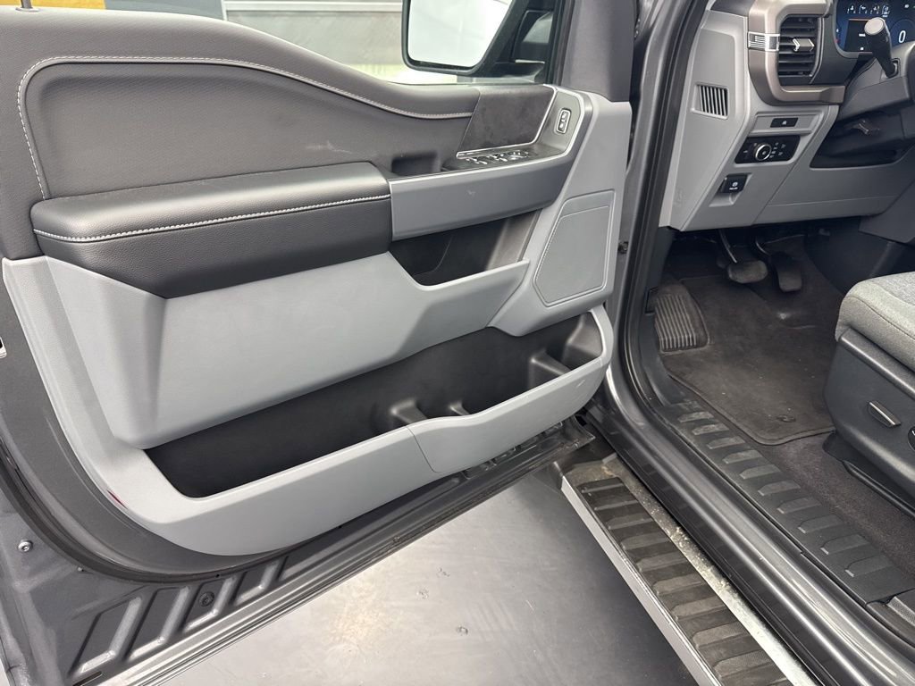 Used 2025 Ford F150 XLT w/ Equipment Group 301A Standard AWD/4WD image 31
