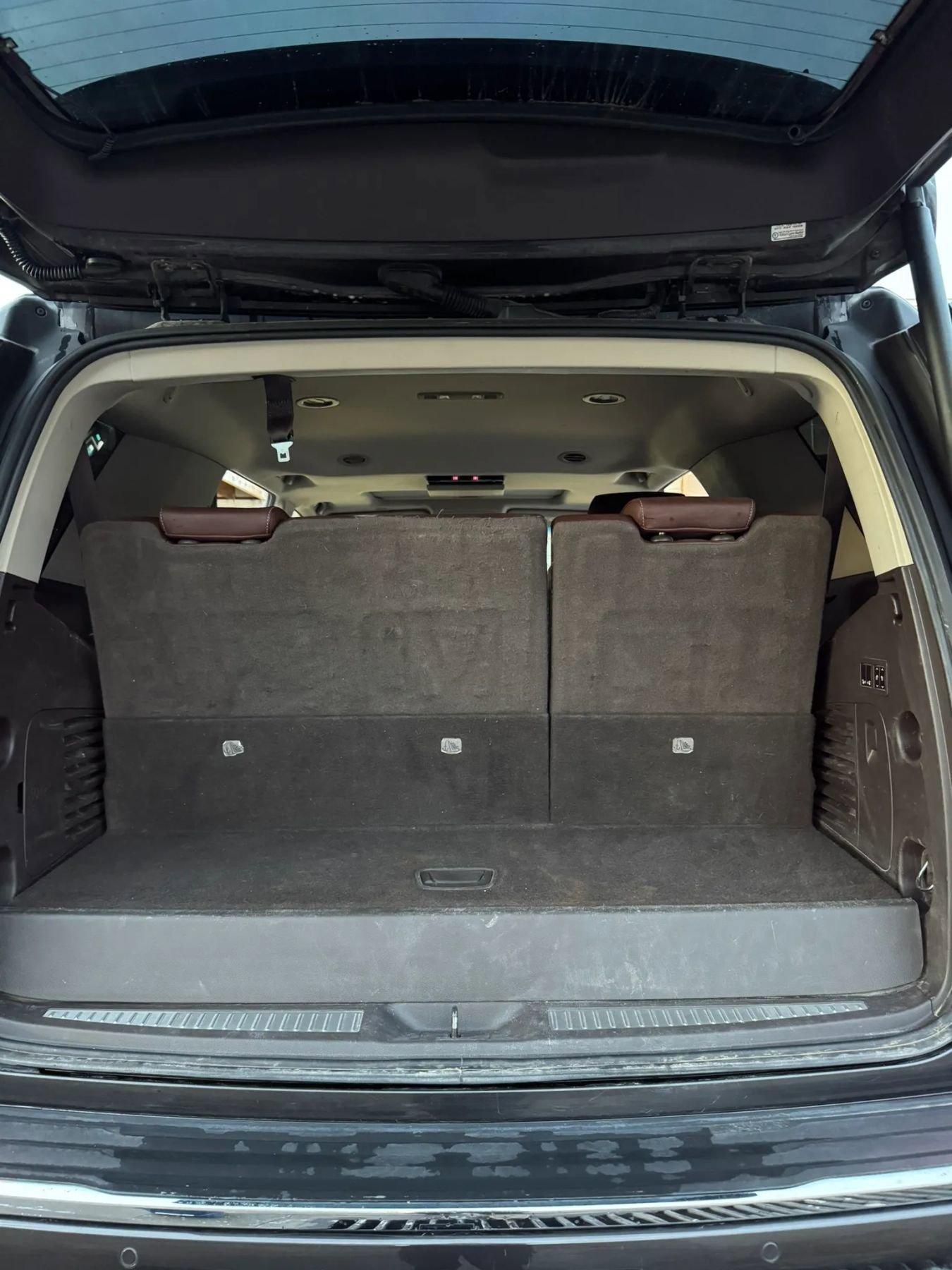 Used 2016 Chevrolet Tahoe LTZ AWD/4WD image 10