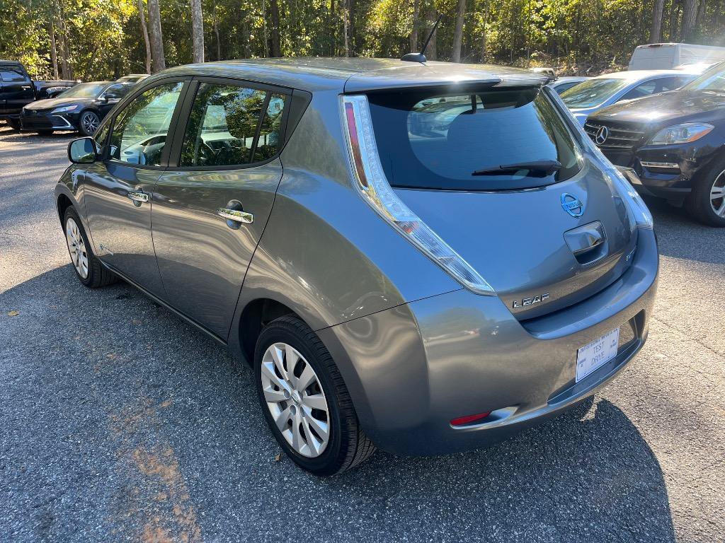 Used 2015 Nissan Leaf S w/ Charge Package FWD image 10
