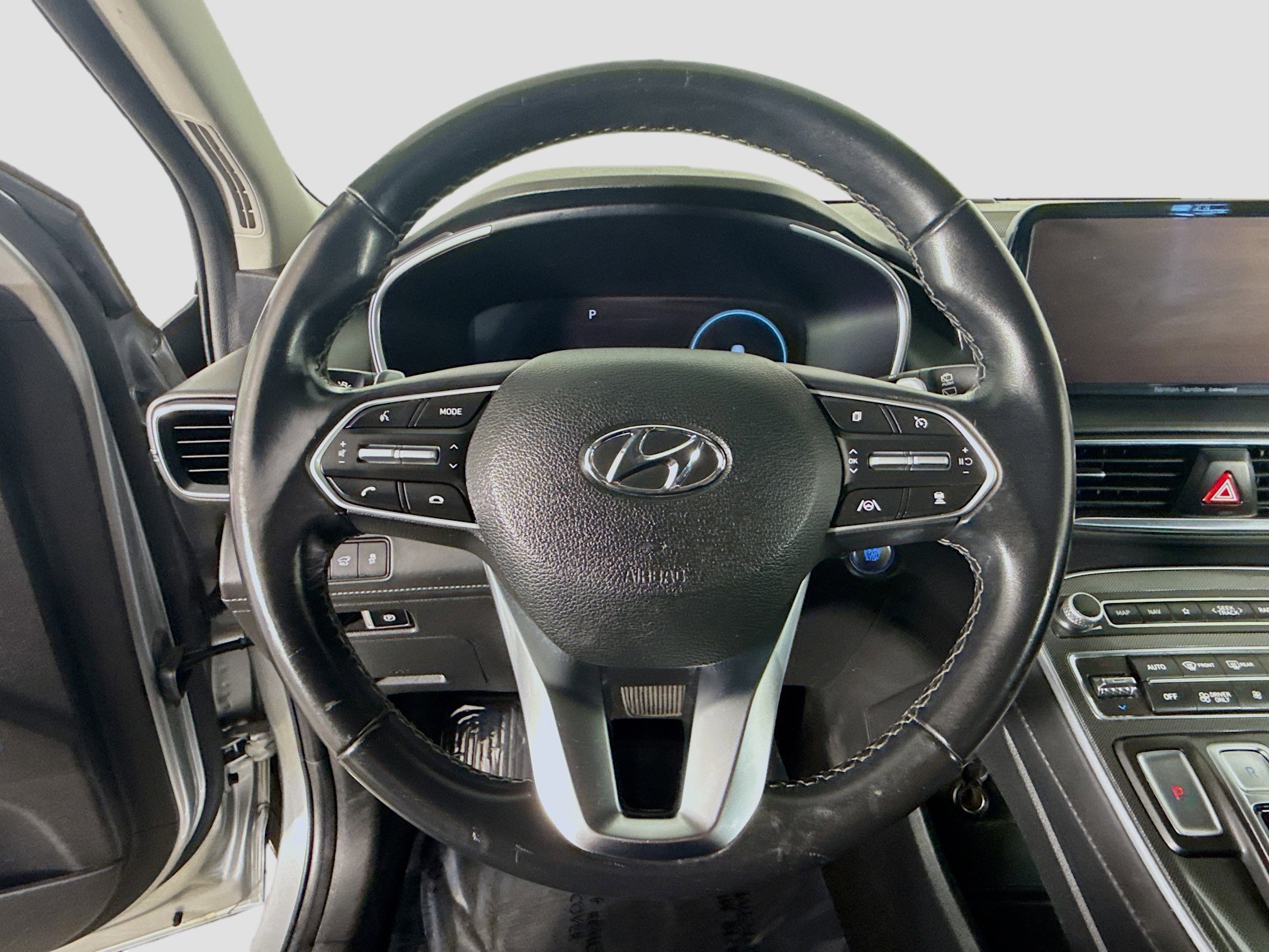 Used 2023 Hyundai Santa Fe SEL Premium image 13