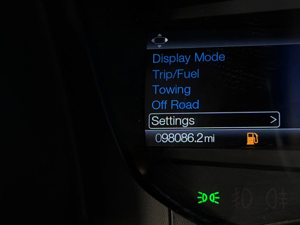 Used 2017 Ford Expedition EL Limited w/ Equipment Group 301A RWD image 27