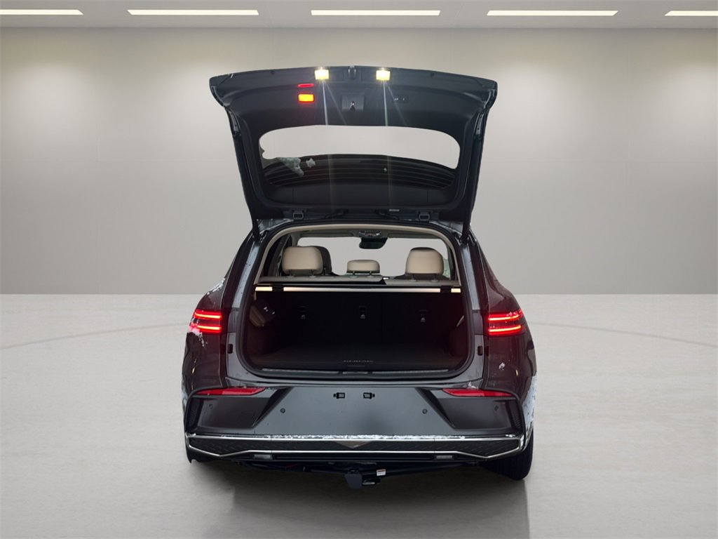 New 2026 Genesis GV70 2.5T Advanced image 9