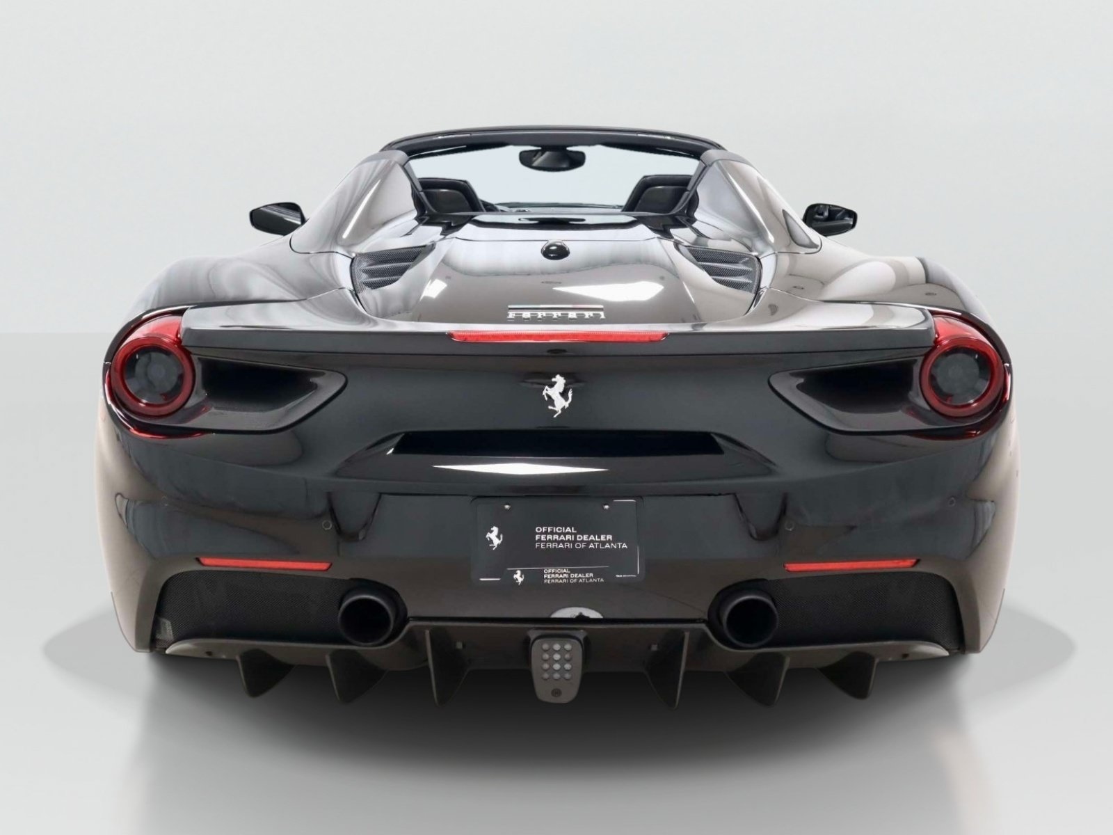 Used 2018 Ferrari 488 Spider RWD image 4