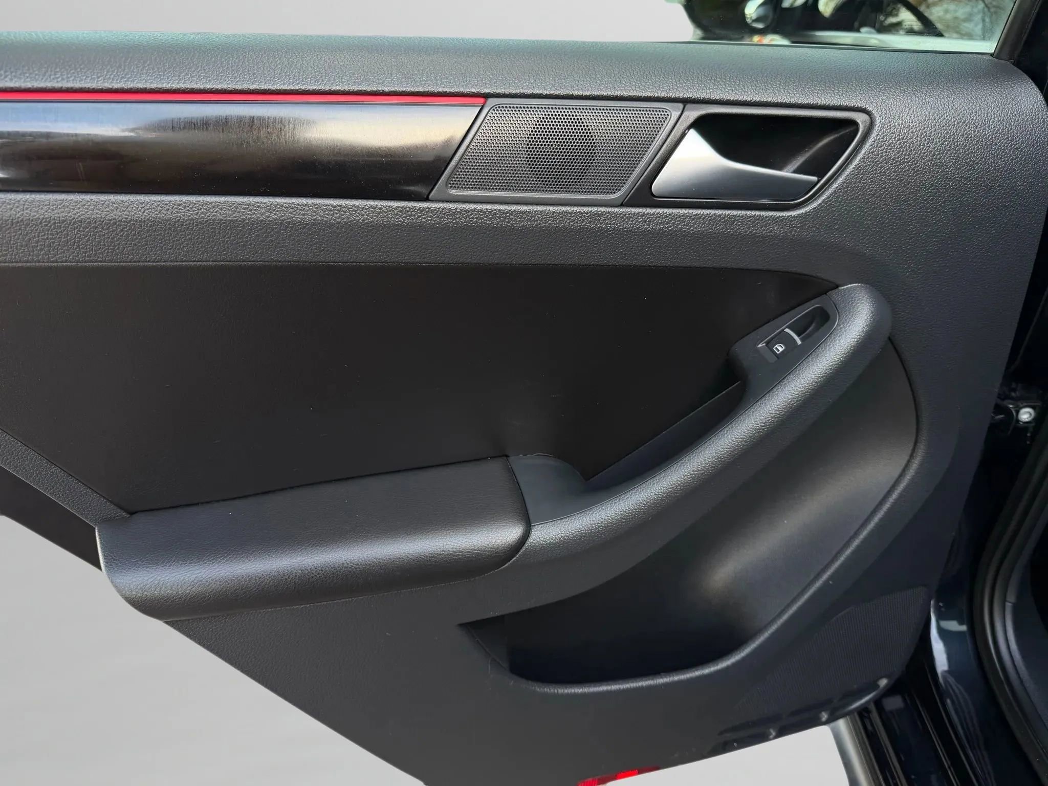 Used 2016 Volkswagen Jetta GLI SEL FWD image 18