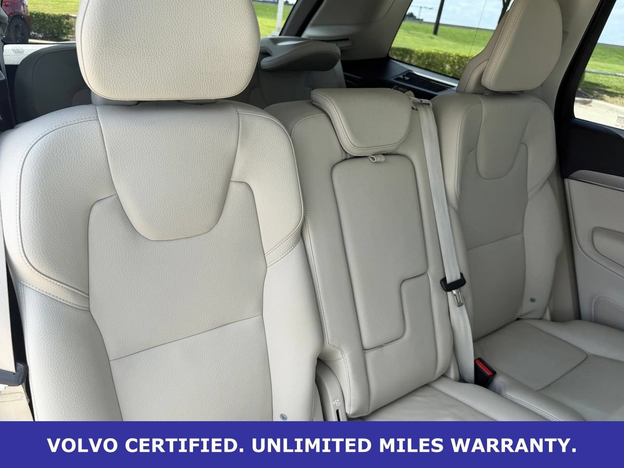 Certified 2025 Volvo XC90 B5 Core w/ Protection Package Premier AWD/4WD image 35