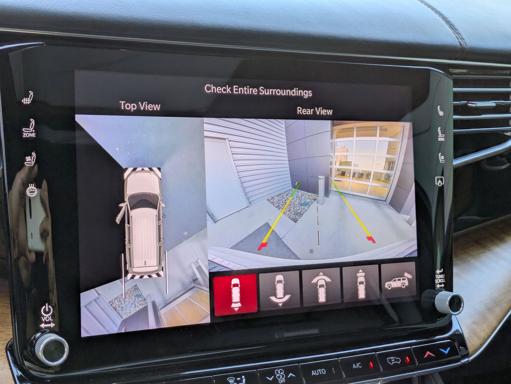 Used 2022 Jeep Grand Wagoneer Series II w/ Convenience Group III image 22