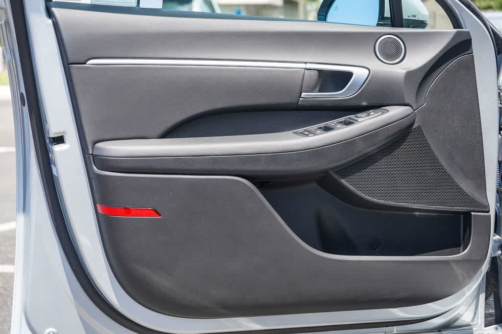 New 2026 Hyundai Sonata SEL FWD image 19