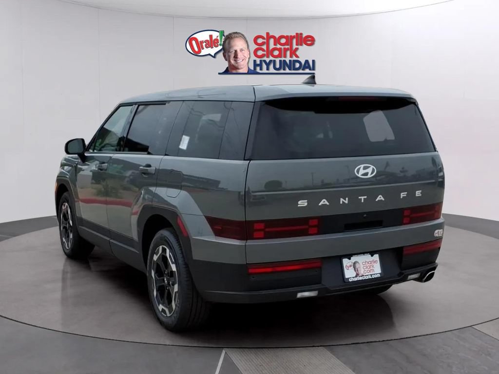 New 2026 Hyundai Santa Fe SE FWD image 3
