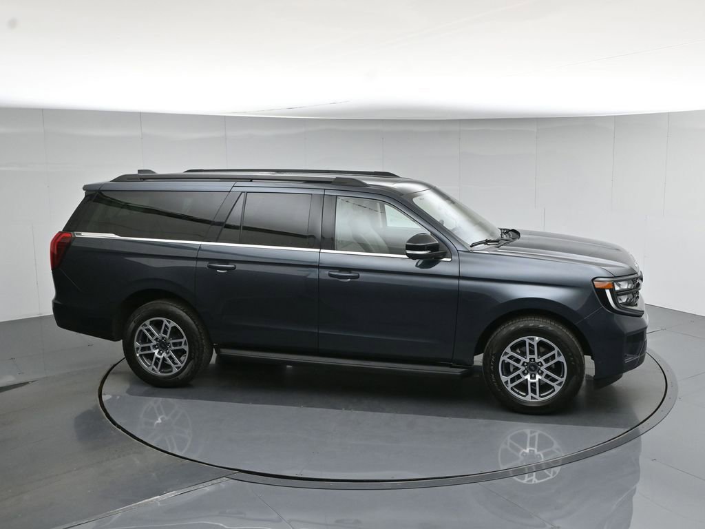 Used 2025 Ford Expedition Max Active AWD/4WD image 58