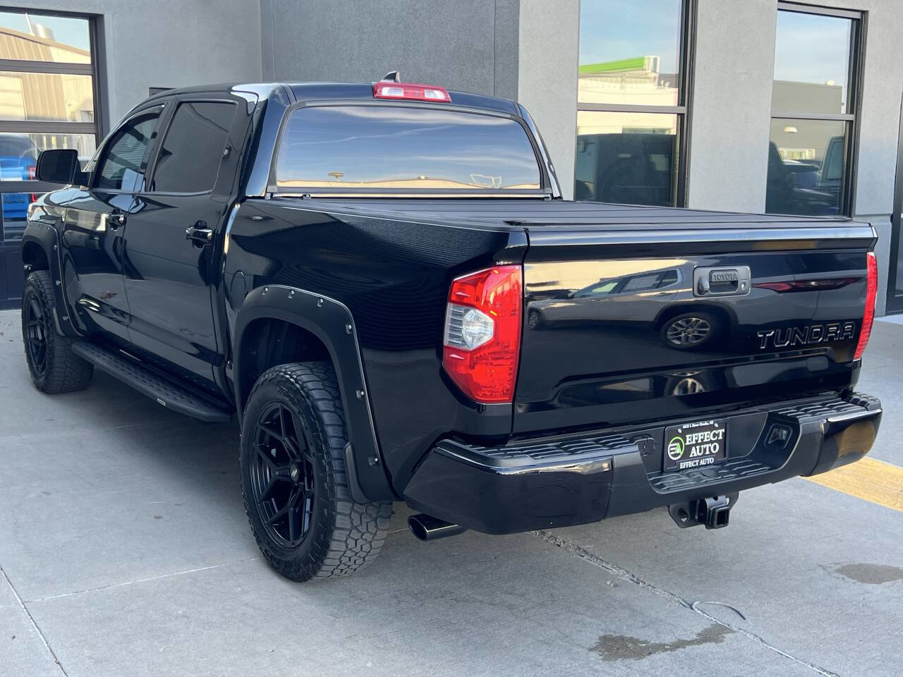 Used 2020 Toyota Tundra SR5 AWD/4WD image 9