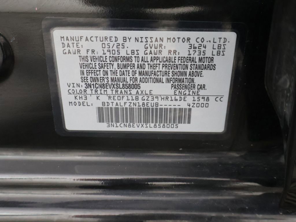Used 2025 Nissan Versa SV image 41