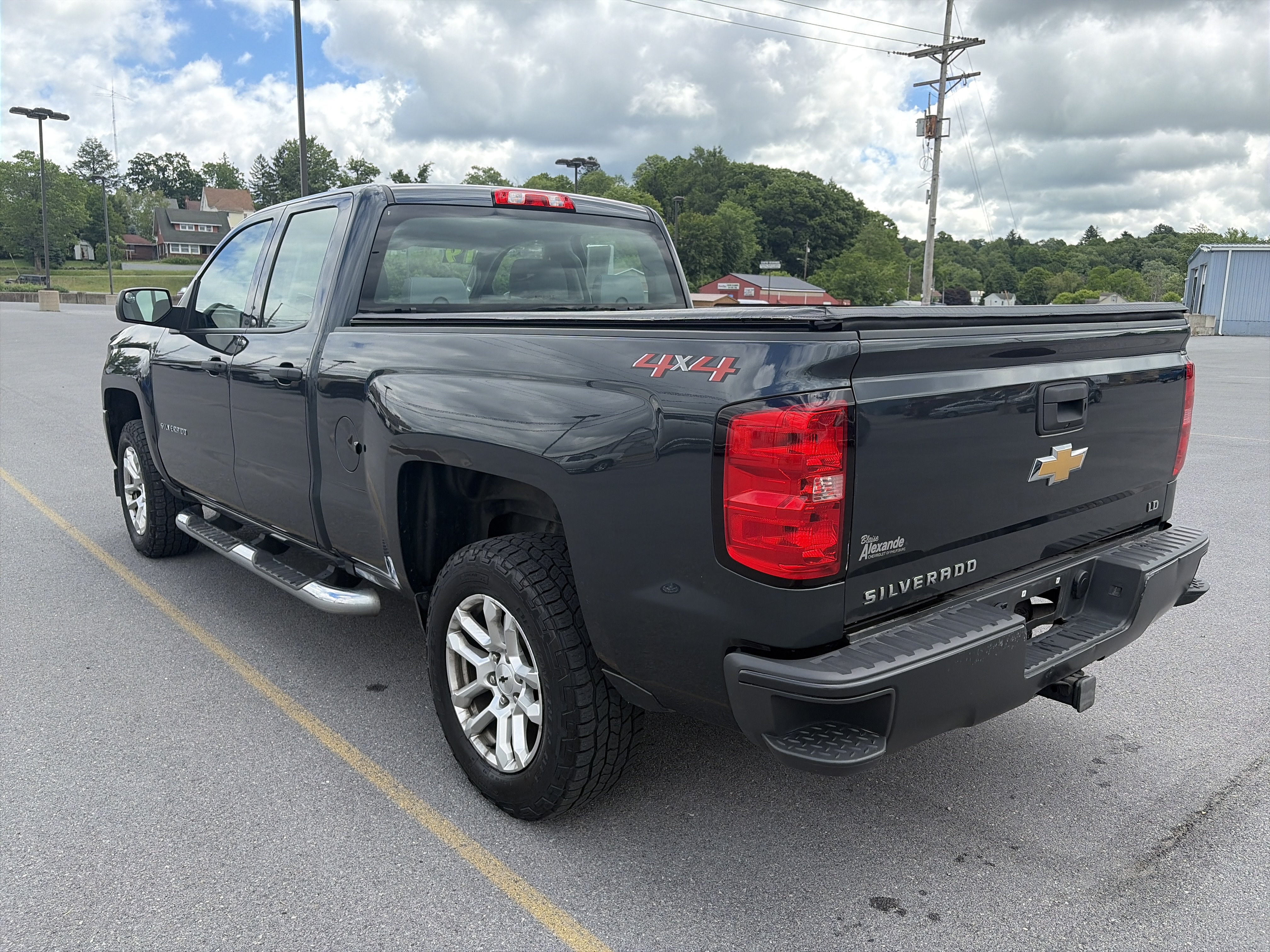 Used 2019 Chevrolet Silverado 1500 W/T AWD/4WD image 11