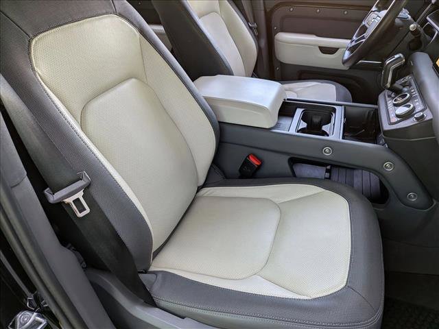 Used 2024 Land Rover Defender 110 X-Dynamic SE image 19