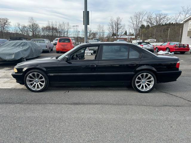 Used 1997 BMW 740iL image 1